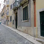 118 D - Lisbon Avenida Roof Apartment